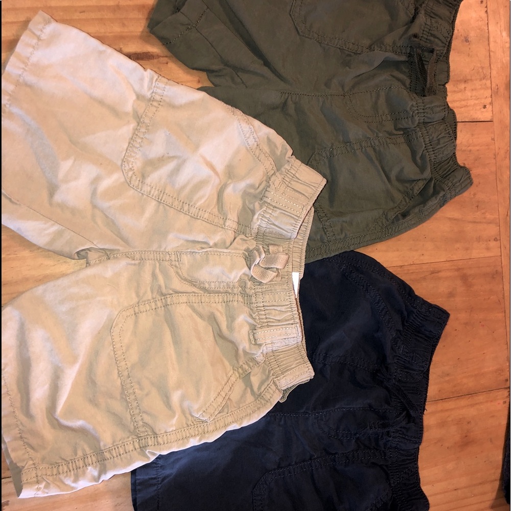 Bundle of three pull on shorts 3T